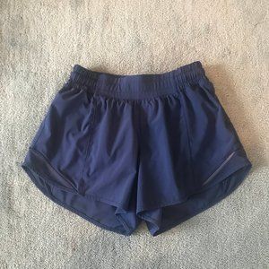 Lululemon Hotty Hot Short II